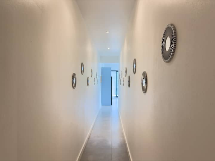 2e5818b2-26b1-43ec-bcf1-a80487ba3662