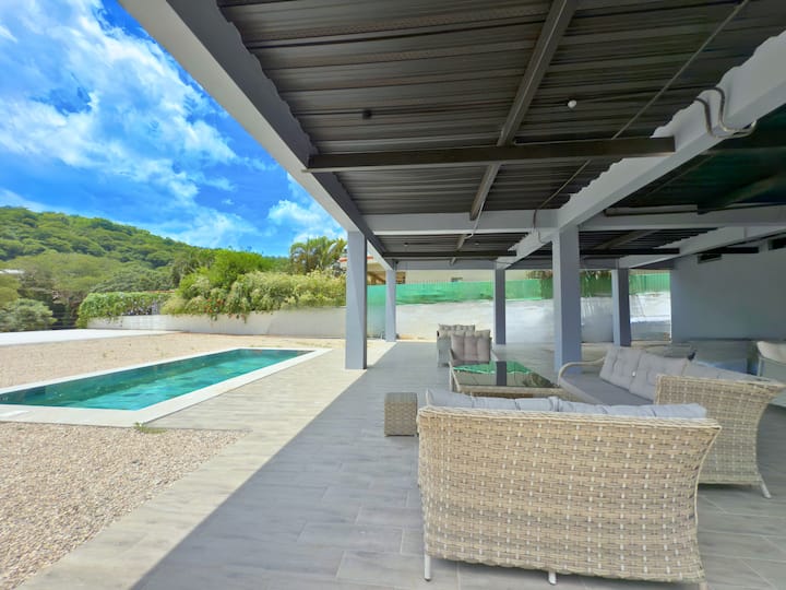 50c02235-516f-430d-a9e5-c7098e97131e