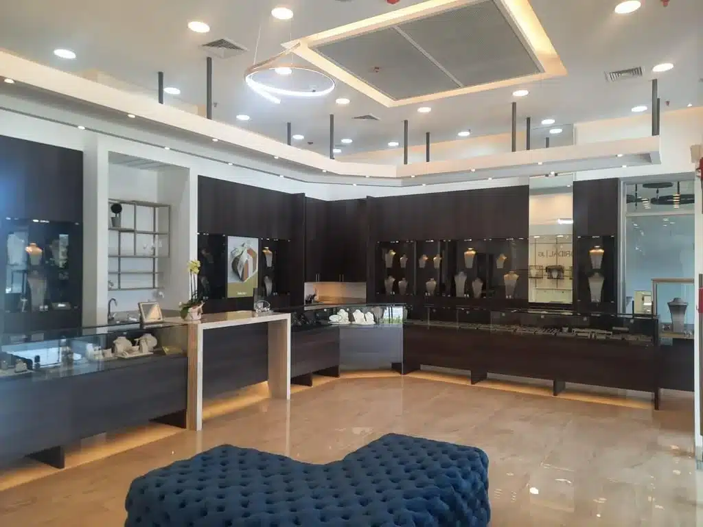 Showroom 8